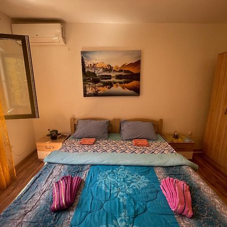 Apartment Maki Kotor Luaran gambar