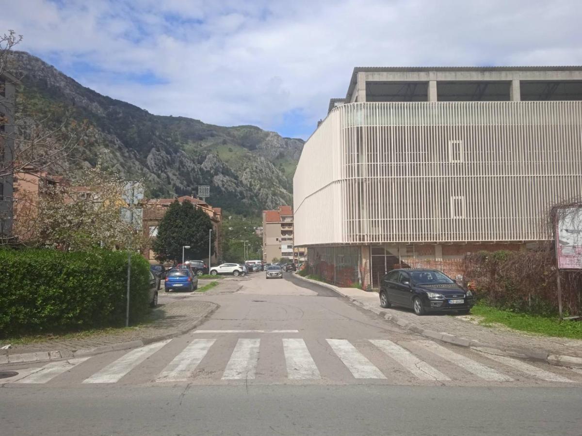 Apartment Maki Kotor Luaran gambar