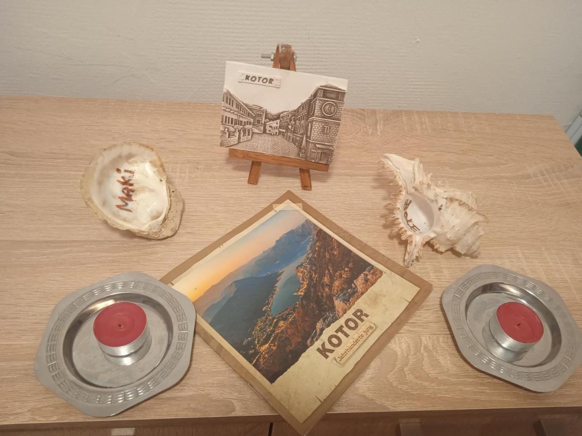 Apartment Maki Kotor Luaran gambar