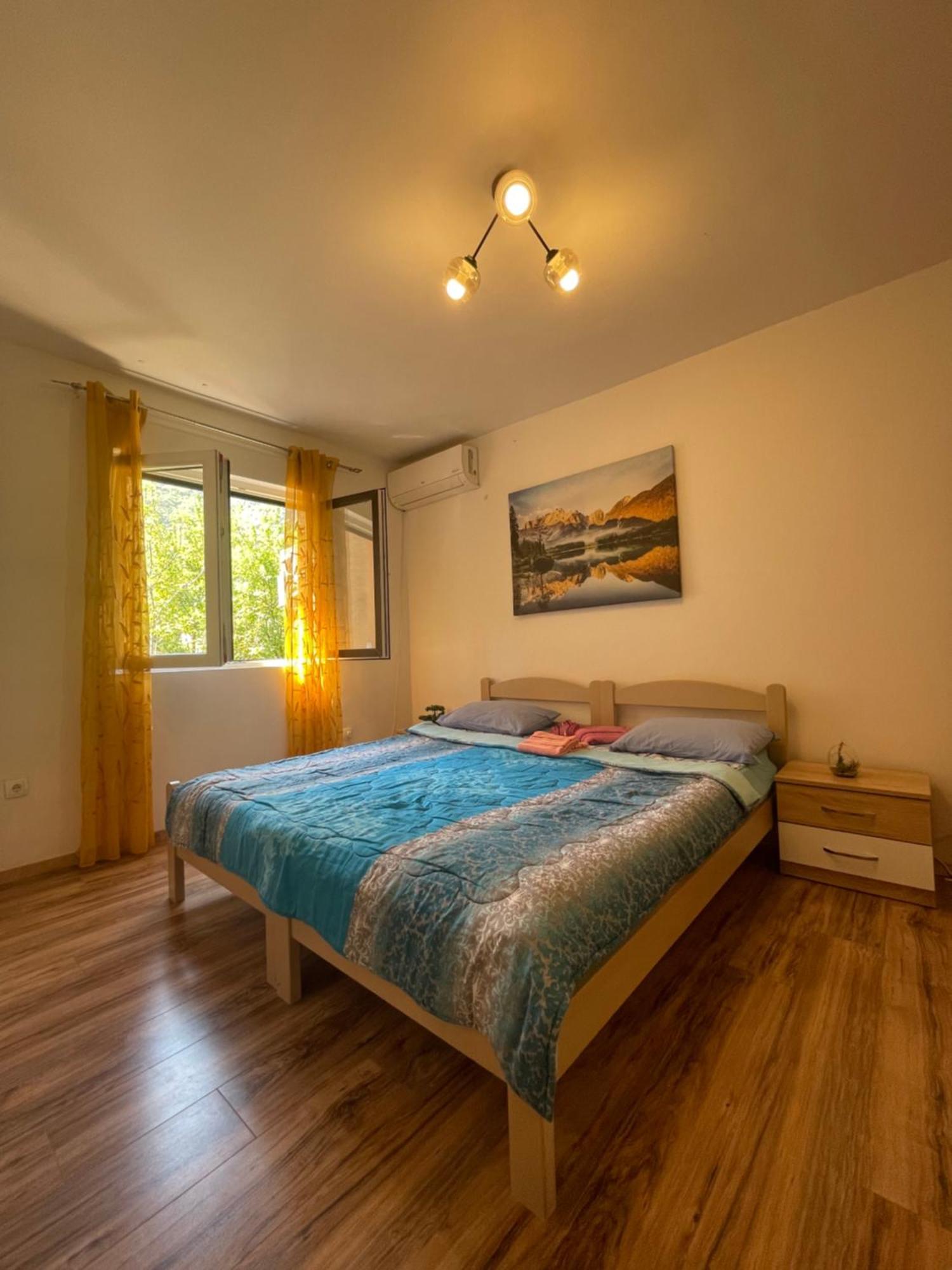 Apartment Maki Kotor Luaran gambar