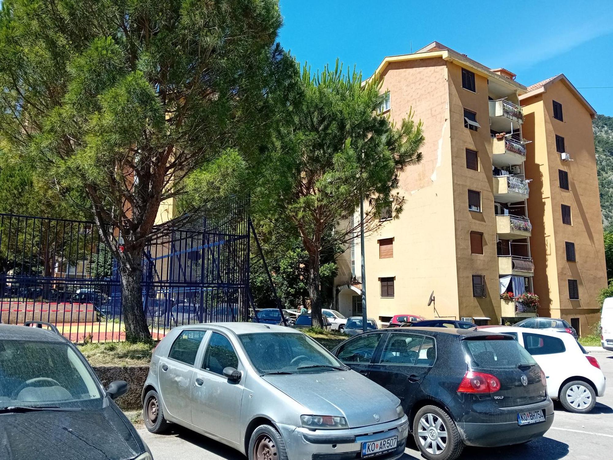 Apartment Maki Kotor Luaran gambar